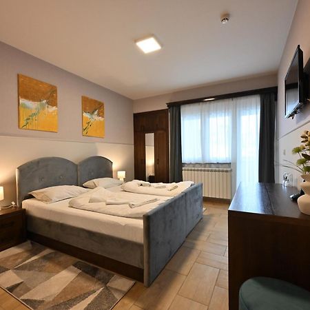 Hotel Lane Sjenica Esterno foto