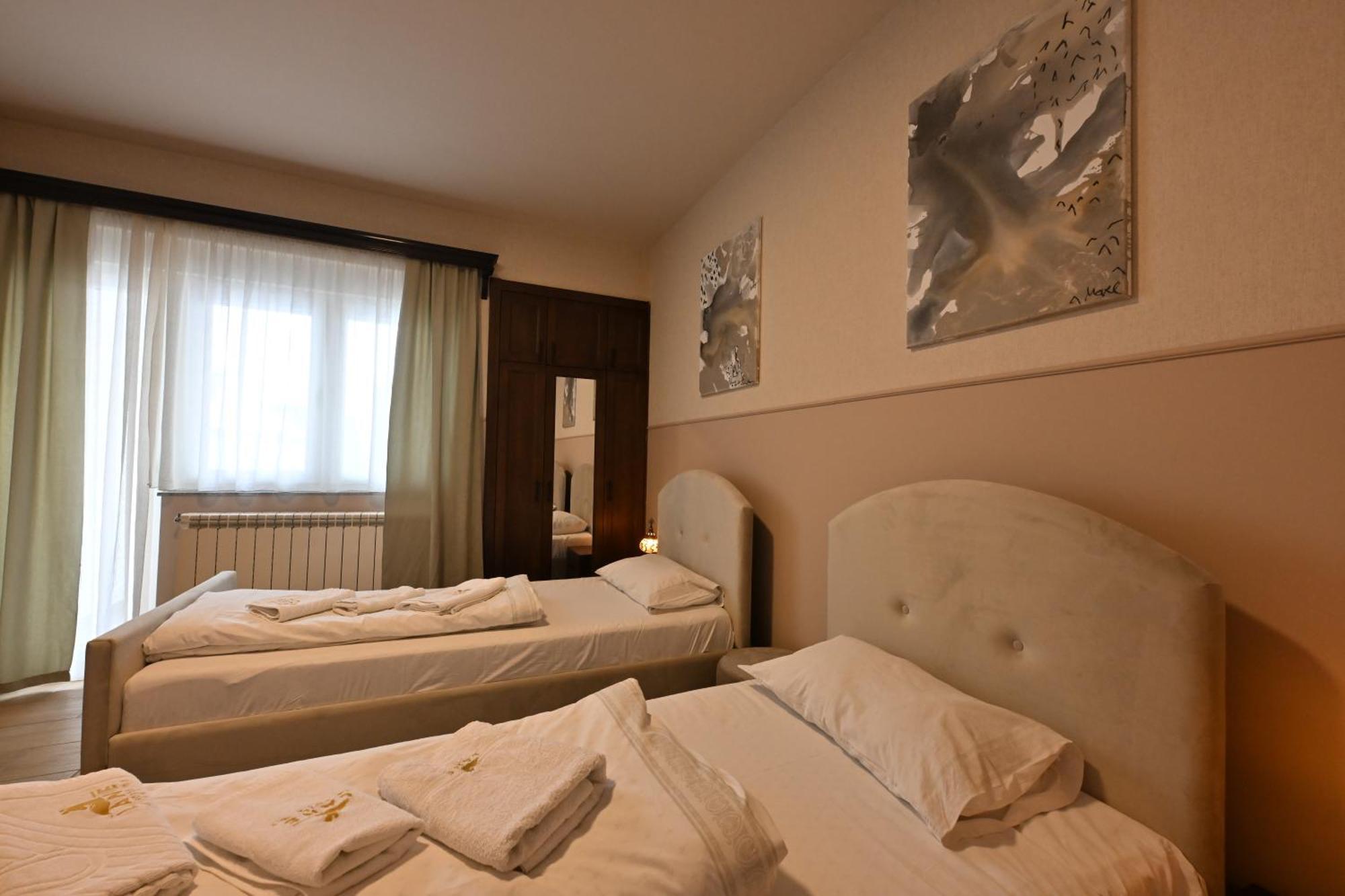 Hotel Lane Sjenica Esterno foto